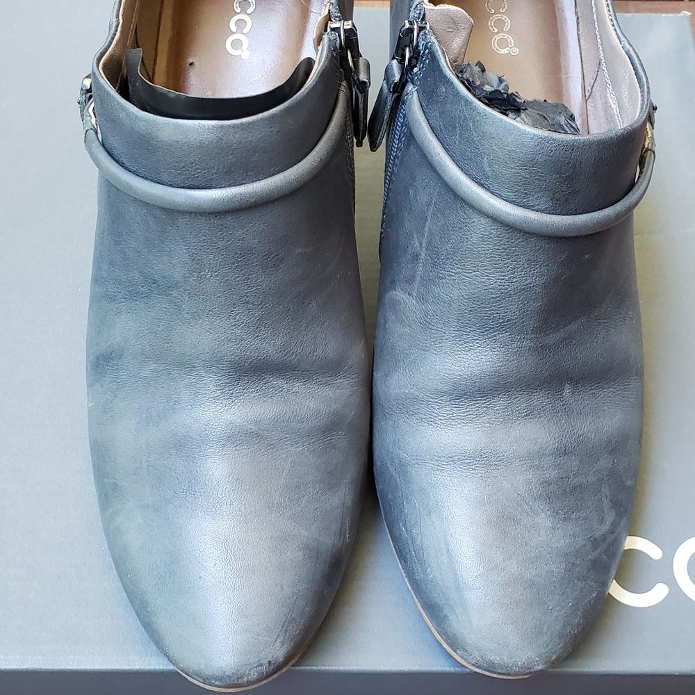 Ecco fall winter ankle high heel boots in grey green shade